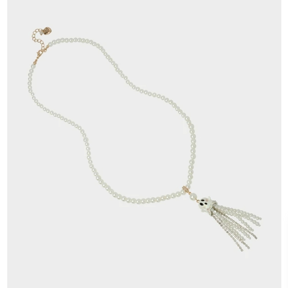 Betsey johnson necklace ghost pearls